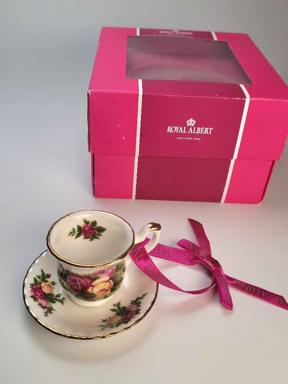 Royal Albert Ornament Old Country Roses Teacup & Saucer Christmas with Box 2"x3"